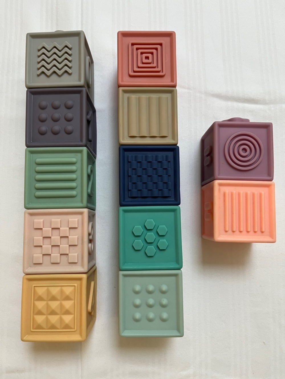 Number Stack Learning Blocks Set - Assorted Pastel Colors - Picture 4 of 10